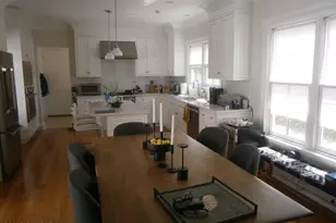 65 Sherwood Pl, Greenwich, CT 06830 - Photo 7