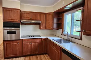 182 Turner Rd, Stamford, CT 06905 - Photo 3