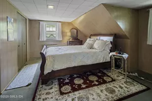 33 Halsey Dr, Old Greenwich, CT 06870 - Photo 15