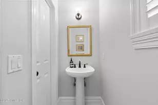 104 W Ritch Ave, Greenwich, CT 06830 - Photo 11