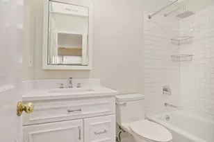 52 Sherwood Pl, Greenwich, CT 06830 - Photo 23