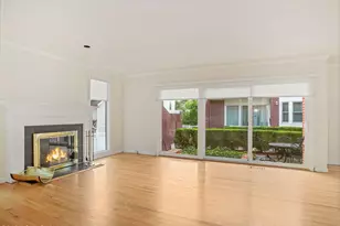 52 Sherwood Pl, Greenwich, CT 06830 - Photo 5