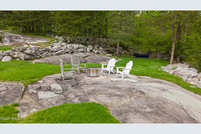 467 Laurel Road, New Canaan, CT 06840 - Photo 13