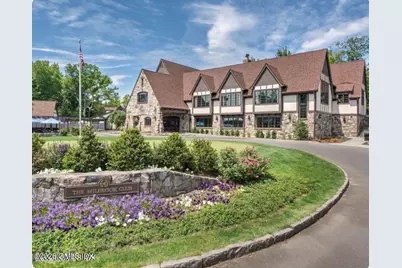 105 Woodside Drive, Greenwich, CT 06830 - Photo 27