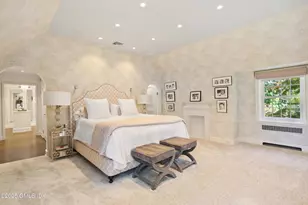 105 Woodside Dr, Greenwich, CT 06830 - Photo 19