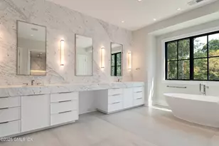 7 Parsonage Rd, Greenwich, CT 06830 - Photo 15