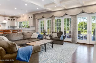 10 Birch Ln, Greenwich, CT 06830 - Photo 9