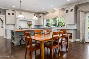 10 Birch Ln, Greenwich, CT 06830 - Photo 7