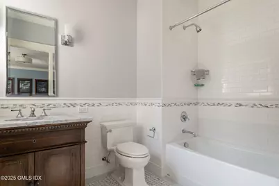 10 Birch Lane, Greenwich, CT 06830 - Photo 17