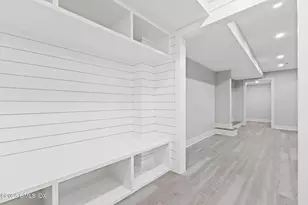 8 Park Ave, Old Greenwich, CT 06870 - Photo 47