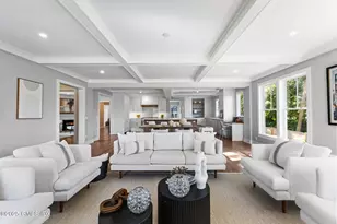 8 Park Ave, Old Greenwich, CT 06870 - Photo 7