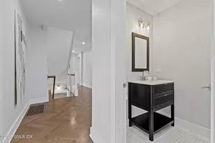 8 Park Ave, Old Greenwich, CT 06870 - Photo 21