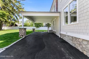 8 Park Ave, Old Greenwich, CT 06870 - Photo 49