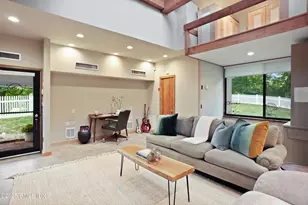 24 Sawmill Ln, Greenwich, CT 06830 - Photo 39