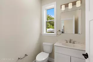 10 Highland Pl, Greenwich, CT 06831 - Photo 11