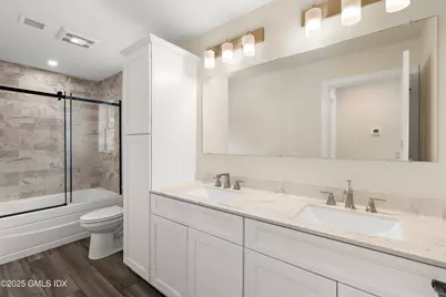 10 Highland Place #B, Greenwich, CT 06831 - Photo 19