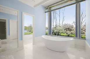 16 Windrose Way, Greenwich, CT 06830 - Photo 9