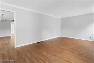 49 Circle Dr, Greenwich, CT 06830 - Photo 5