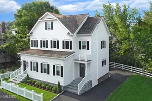 27 Bridge St, Greenwich, CT 06830 - Photo 3