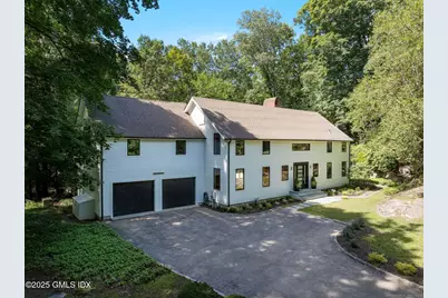 10 Tomahawk Lane, Greenwich, CT 06830 - Photo 1