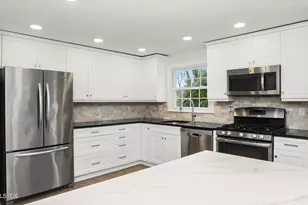 519 E Putnam Ave, Greenwich, CT 06830 - Photo 5