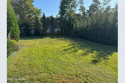 519 E Putnam Avenue, Greenwich, CT 06830 - Photo 25