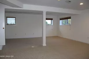 71 Benjamin St, Old Greenwich, CT 06870 - Photo 23