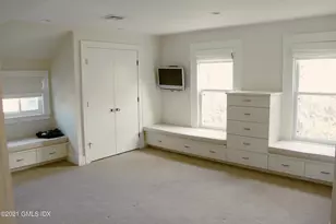 71 Benjamin St, Old Greenwich, CT 06870 - Photo 15