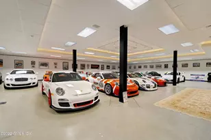 97 Pecksland Rd, Greenwich, CT 06831 - Photo 39