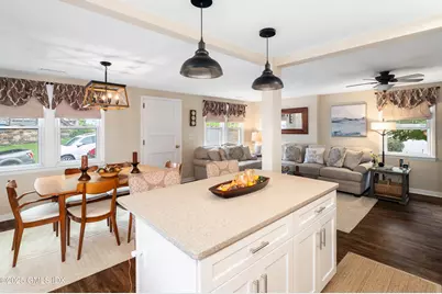 70 Byram Terrace Drive, Greenwich, CT 06831 - Photo 5