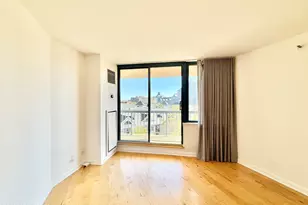 25 Forest St, Stamford, CT 06901 - Photo 7