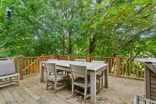 11 Harding Rd, Old Greenwich, CT 06870 - Photo 15