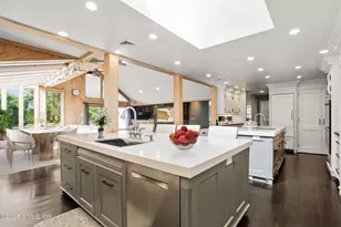 6 Reynwood Manor, Greenwich, CT 06831 - Photo 15