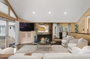 6 Reynwood Manor, Greenwich, CT 06831 - Photo 21