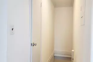 61 Aberdeen St, Stamford, CT 06902 - Photo 15