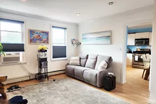 61 Aberdeen St, Stamford, CT 06902 - Photo 5