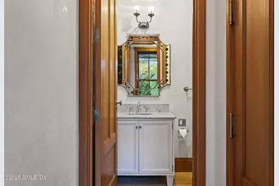 16 Martin Dale North, Greenwich, CT 06830 - Photo 15