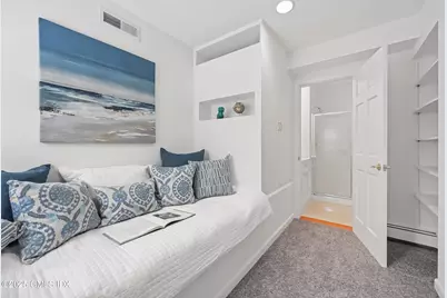 38 Bedford Road, Greenwich, CT 06831 - Photo 7