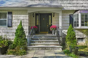 38 Bedford Rd, Greenwich, CT 06831 - Photo 5