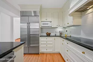 38 Bedford Rd, Greenwich, CT 06831 - Photo 17