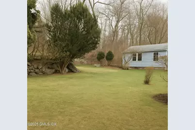 9 Walnut Street, Greenwich, CT 06807 - Photo 3