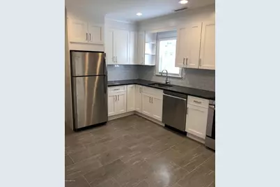 30 Harold Avenue #2, Greenwich, CT 06830 - Photo 3