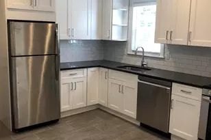 30 Harold Ave, Greenwich, CT 06830 - Photo 3