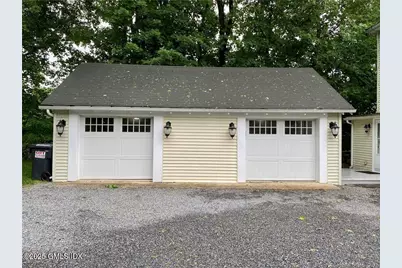 84 E Putnam Avenue, Greenwich, CT 06807 - Photo 3