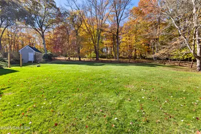 40 Howard Road, Greenwich, CT 06831 - Photo 33