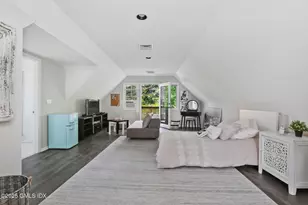 73 Weaver St, Greenwich, CT 06831 - Photo 19