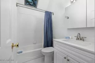 145 Porchuck Rd, Greenwich, CT 06831 - Photo 17