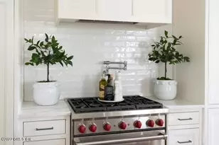 25 Woodland Dr, Greenwich, CT 06830 - Photo 5