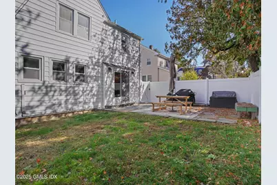 34 Bradley Place, Stamford, CT 06905 - Photo 43