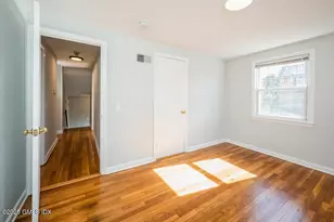 19 Bayside Terrace, Greenwich, CT 06878 - Photo 11